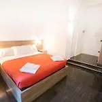 Hall Inn B&B In Chiostro